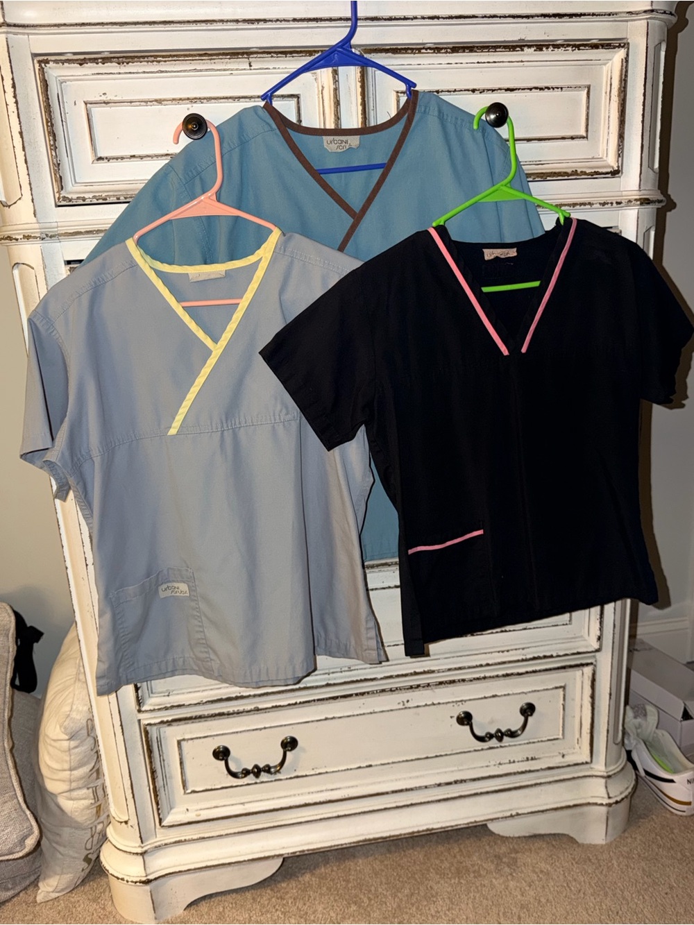 Urbane V-Neck Scrub Tops Trio in Black, Grey & Teal with Contrast Trim S/M